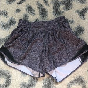 Lulu lemon hotty hot short